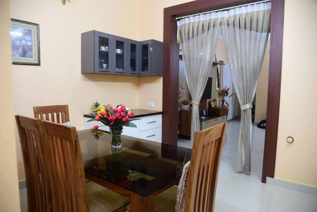 S R Luxurious Fully Ac 3 Bhk Bunglow مَسّور المظهر الخارجي الصورة